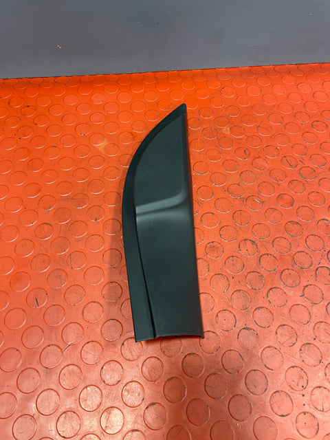 Vauxhall Vivaro/Citroen Dispatch/Peugeot Expert/Toyota Proace/Fiat Scudo INTERIOR WINDOW TRIM Driver's Side 2016-2024 P/N 98089934