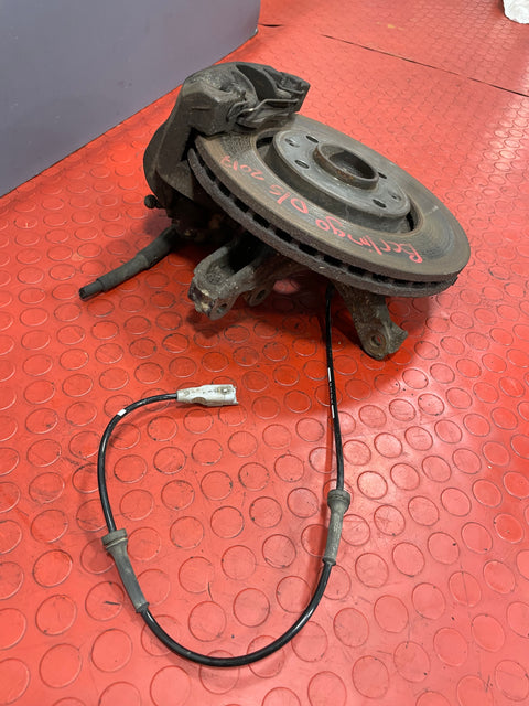 Citroen Berlingo/Peugeot Partner FRONT WHEEL HUB & BRAKE CALIPER Driver's Side 2008-2018 P/N 9670614080 / 9813759680