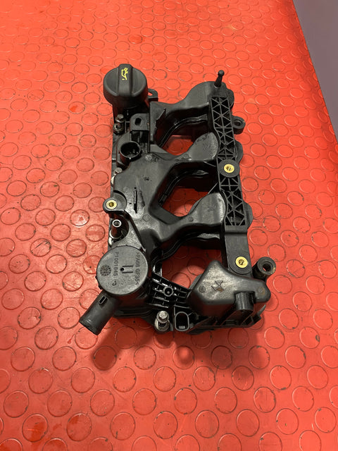 Peugeot Expert/Citroen Dispatch ENGINE ROCKER COVER/CYLINDERHEAD HEAD COVER 1.6 BLUEHDI 2016-2024 P/N 9827622780 - 1