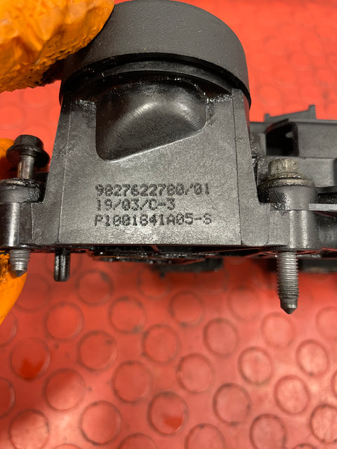 Peugeot Expert/Citroen Dispatch ENGINE ROCKER COVER/CYLINDERHEAD HEAD COVER 1.6 BLUEHDI 2016-2024 P/N 9827622780 - 1