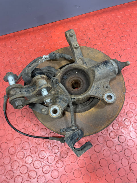 Vauxhall Vivaro/Citroen Dispatch/Peugeot Expert/Toyota Proace/Fiat Scudo FRONT WHEEL HUB W/ ROTOR DISC BRAKE & SPEED SENSOR Driver's Side 2021 R/N 43010561 - 1 / 9806039580