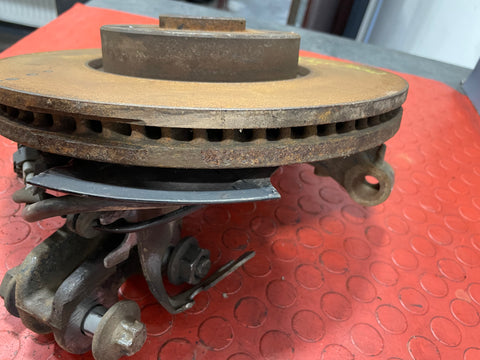 Vauxhall Vivaro/Citroen Dispatch/Peugeot Expert/Toyota Proace/Fiat Scudo FRONT WHEEL HUB W/ ROTOR DISC BRAKE & SPEED SENSOR Driver's Side 2021 R/N 43010561 - 1 / 9806039580