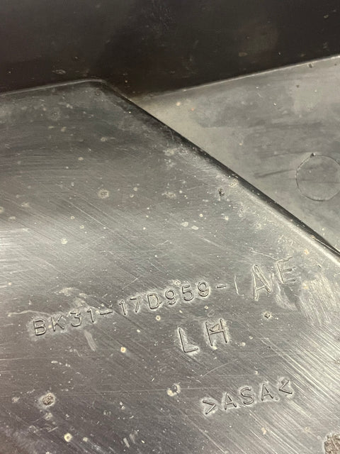 Ford Transit FRONT BUMPER BRACKET DRIVERS SIDE RIGHT 2013-2018 BK3117D959AE