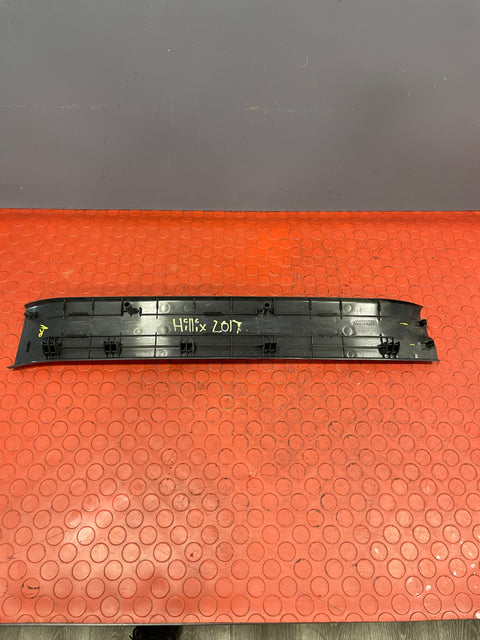 Toyota Hilux Invincible INNER CHROME THRESHOLD DOOR SILL TRIM Passenger's Side 2017 P/N 67914KK010