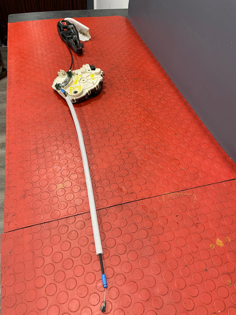 Citroen Dispatch/Peugeot Expert/Toyota Proace/Fiat Scudo REAR PASSENGER DOOR LOCKING MECHANISM 2016-2024 P/N 9808582780