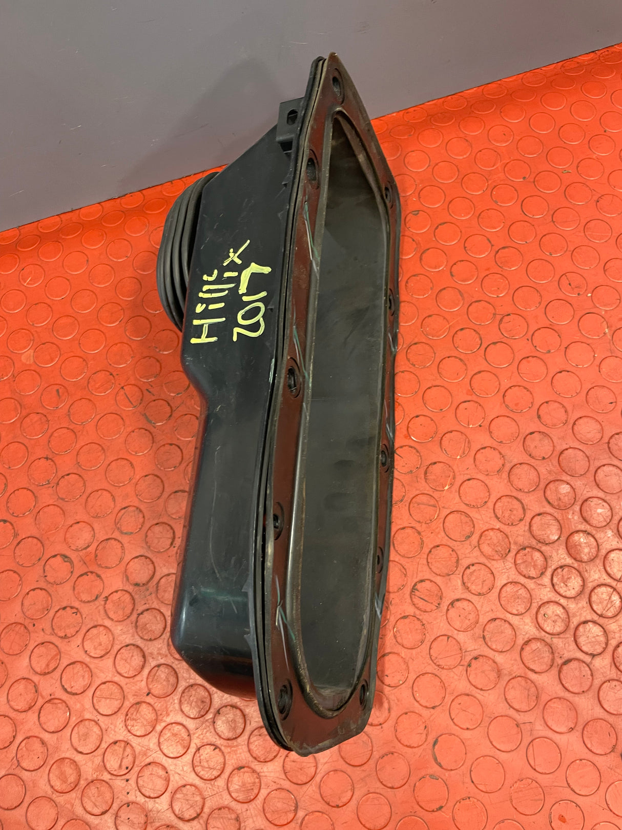 Toyota Hilux Invincible GEAR LEVER SURROUND & RUBBER TRIM 2016-2023 P/N 58289KK010 / 58288KK010