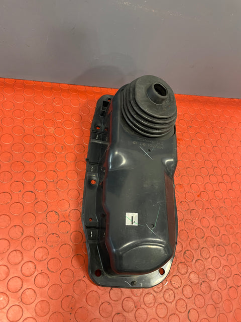 Toyota Hilux Invincible GEAR LEVER SURROUND & RUBBER TRIM 2016-2023 P/N 58289KK010 / 58288KK010