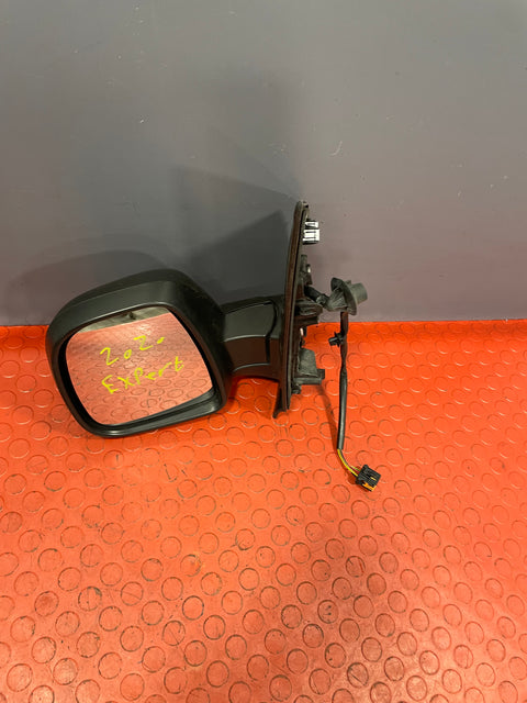 Vauxhall Vivaro/Citroen Dispatch/Peugeot Expert/Toyota Proace/Fiat Scudo WING MIRROR Passenger's Side (5 Pin) (w/ Visible Wear and Tear) 2016-2024 P/N 98155884XT - 1