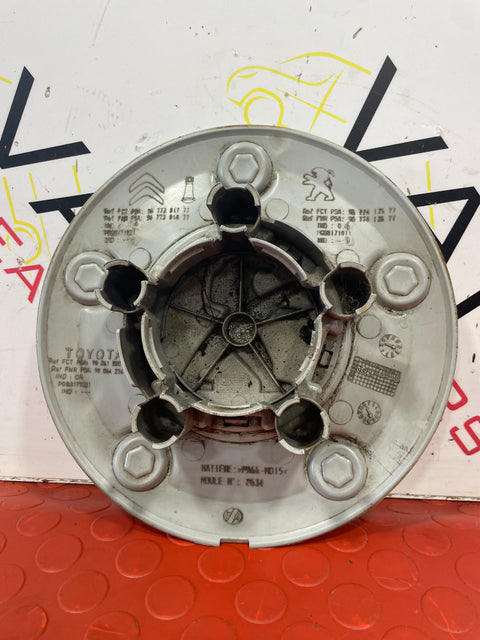 Peugeot Expert STEEL WHEEL CENTER HUB CAP COVER 2010-2016 P/N 9677413577-12