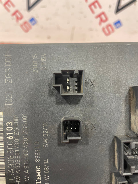 Mercedes-Benz Sprinter CONTROL UNIT FUSE BOX 2013-2018 P/N A9069006103