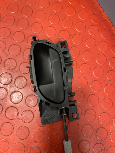 Vauxhall Vivaro/Citroen Dispatch/Peugeot Expert/Toyota Proace/Fiat Scudo PASSENGER'S SIDE FRONT DOOR WITH HANDLE/LATCH/LOCKING MECHANISM SET 2016-2024 P/N PSA084142 - 1