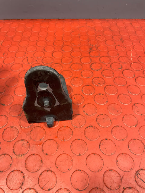 Vauxhall Vivaro/Citroen Dispatch/Peugeot Expert/Toyota Proace/Fiat Scudo SLIDING DOOR RAIL GUIDE BUFFER Passenger's Side 2016-2024 P/N 9811558680