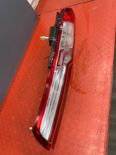 Ford Transit Custom TAILLIGHT ASSEMBLY Driver's Side (Small Scrape) 2016-2023 P/N BK2113404AJ - 5