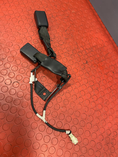 Toyota Hilux Invincible DOUBLE SEAT BELT BUCKLE CLIPS STALKS Back Seat 2016-2023 P/N 733800K400