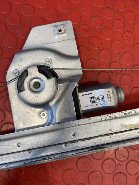 Citroen Berlingo/Peugeot Partner PASSENGER SIDE WINDOW REGULATOR 2008/2018 P/N 9680557880