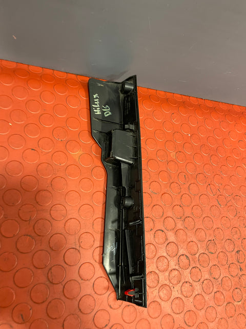 Toyota Hilux Invincible OBD PORT LOWER DASH TRIM Driver's Side 2016-2020 P/N 55606KK010