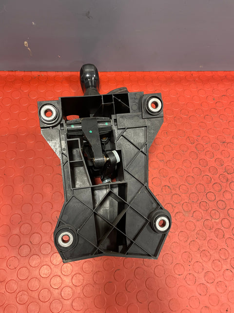 Vauxhall Vivaro/Citroen Dispatch/Peugeot Expert/Toyota Proace/Fiat Scudo GEAR SELECTOR 2019-2024 P/N 9814652680