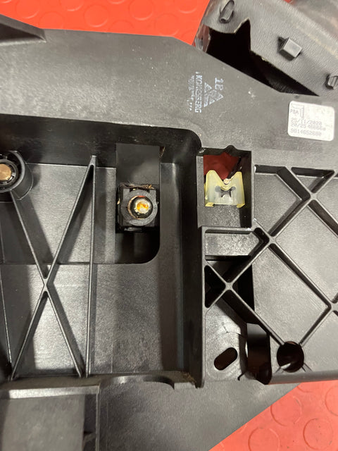 Vauxhall Vivaro/Citroen Dispatch/Peugeot Expert/Toyota Proace/Fiat Scudo GEAR SELECTOR 2019-2024 P/N 9814652680