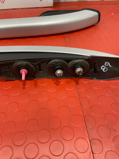 Nissan Navara D23 Mk3 Double Cab ROOF BAR RAILS SLIVER (PAIR) 2015-2021 P/N 731544JG2A