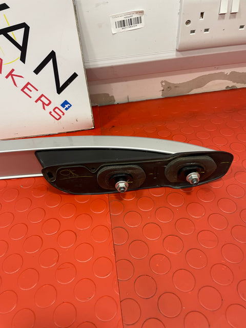 Nissan Navara D23 Mk3 Double Cab ROOF BAR RAILS SLIVER (PAIR) 2015-2021 P/N 731544JG2A