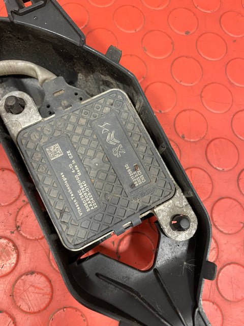 Citroen Berlingo/Peugeot Partner ADBLUE NOX SENSOR 1.6HDi 2016-2018 P/N 9821120980 / 9805369880-02