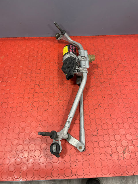 Citroen Berlingo/Peugeot Partner/Vauxhall Combo/Toyota Proace City WIPER LINKAGE AND MOTOR 2019-2022 P/N 9816558580 - 1