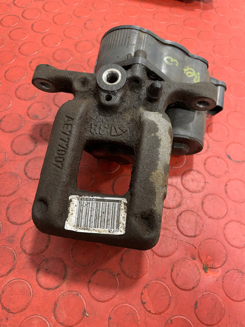 Citroen Berlingo/Peugeot Partner/Vauxhall Combo/Toyota Proace City REAR BRAKE CALIPER (2Pin) Driver's Side 2019-2024 1.5 P/N 9819059480