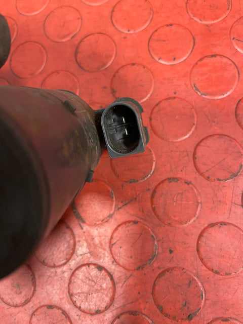 Citroen Berlingo/Peugeot Partner/Vauxhall Combo/Toyota Proace City REAR BRAKE CALIPER (2Pin) Driver's Side 2019-2024 1.5 P/N 9819059480