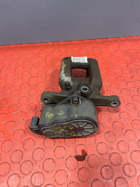 Citroen Berlingo/Peugeot Partner/Vauxhall Combo/Toyota Proace City REAR BRAKE CALIPER (2Pin) Driver's Side 2019-2024 1.5 P/N 9819059480