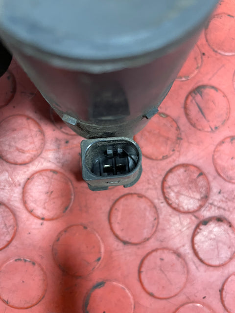 Citroen Berlingo/Peugeot Partner/Vauxhall Combo/Toyota Proace City REAR BRAKE CALIPER (Electric Socket Crack Repaired/2Pin) Passenger's Side 2019-2024 1.5 P/N 9819059380