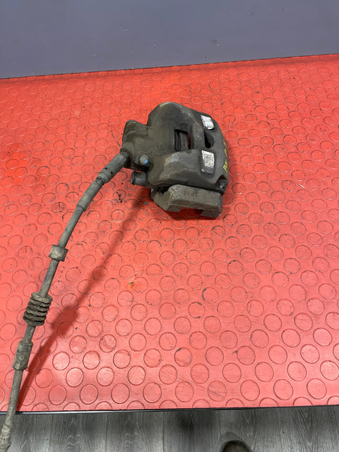 Citroen Berlingo/Peugeot Partner FRONT BRAKE CALIPER ASSEMBLY Driver's Side 2008-2018 P/N 9670614080 - 2