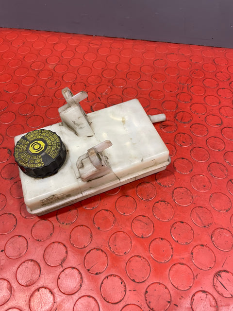 Citroen Berlingo/Peugeot Partner BRAKE FLUID RESERVOIR 1.6 2008-2018 P/N 9680907780