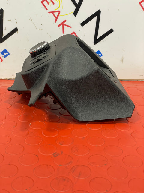 Citroen Berlingo/Peugeot Partner/Vauxhall Combo/Toyota Proace City LIGHT SWITCH AND SURROUND 2019-2024 P/N 9823887977-0 / 9818377077