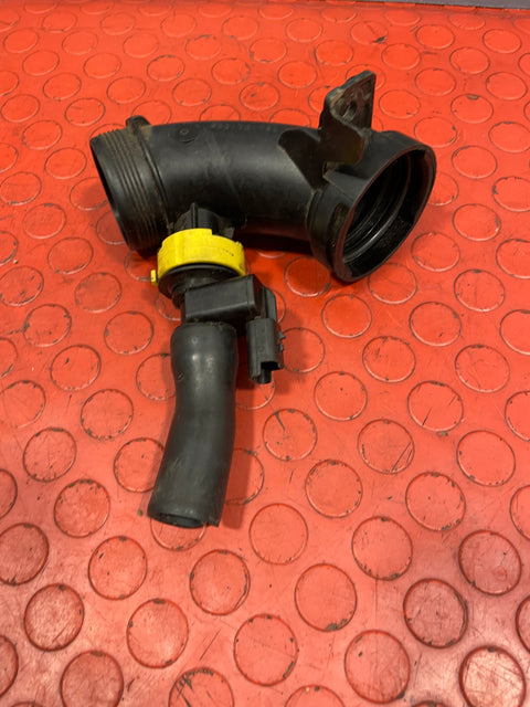 Peugeot Partner/Citroen Berlingo AIR INTAKE HOSE PIPE W/ AIR FLOW SENSOR 1.6hdi 2008-2015 P/N 9801021780 - 1