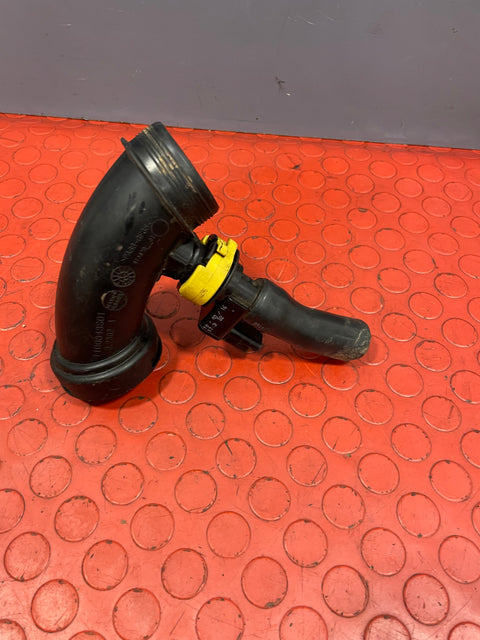 Peugeot Partner/Citroen Berlingo AIR INTAKE HOSE PIPE W/ AIR FLOW SENSOR 1.6hdi 2008-2015 P/N 9801021780 - 1