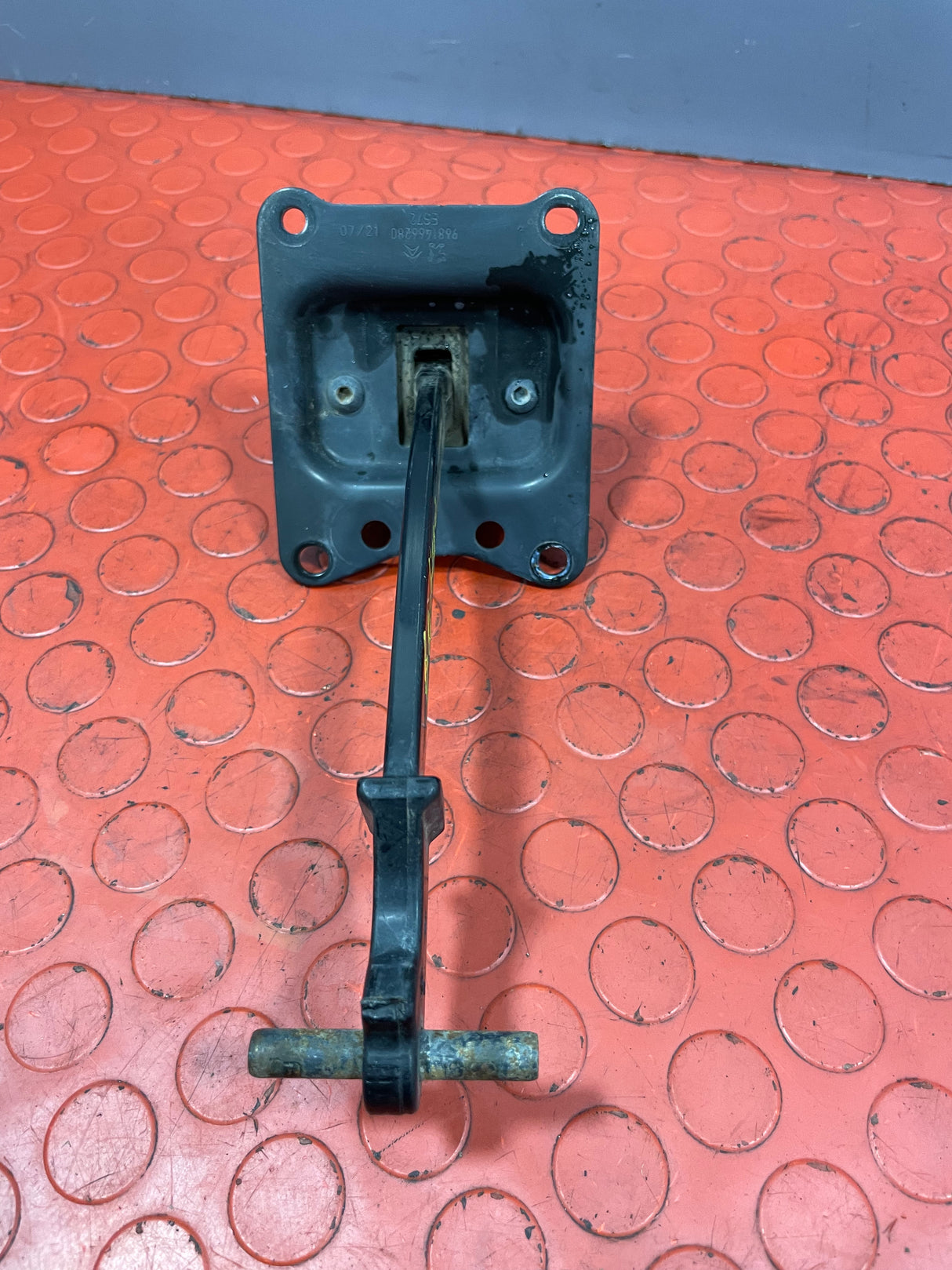 Citroen Berlingo/Peugeot Partner DOOR CHECK STRAP REAR 2018-2025 P/N 9681466280 - 1