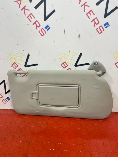 Nissan Navara D/S SUN VISOR 2015-2024 P/N 964005JU0C