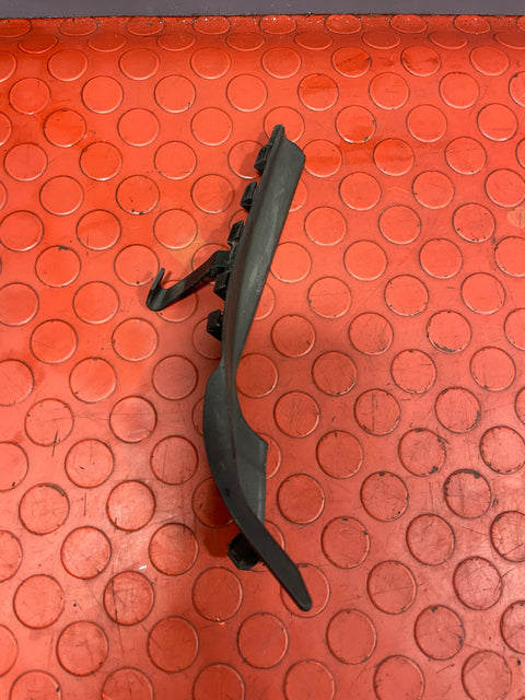 Nissan Navara FRONT FENDER CORNER FINISH TRIM Driver's Side 2016-2023 P/N 668944JF0A