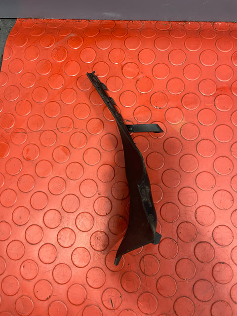 Nissan Navara FRONT FENDER CORNER FINISH TRIM Driver's Side 2016-2023 P/N 668944JF0A