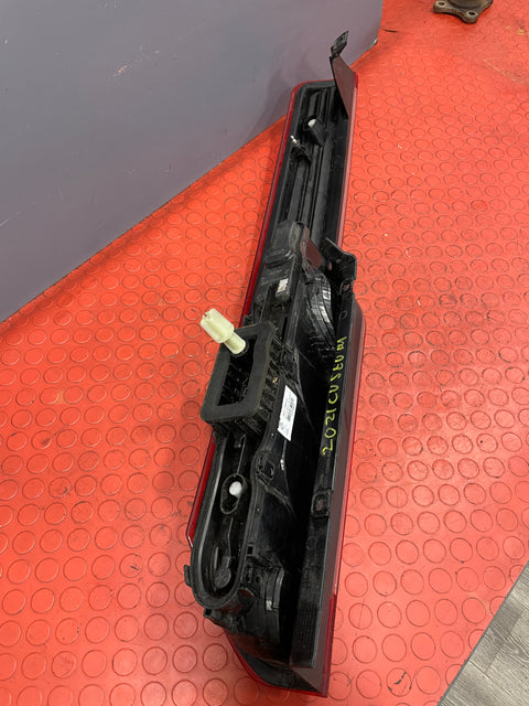 Ford Transit Custom TAILLIGHT ASSEMBLY Driver's Side 2016-2023 P/N BK2113404AJ - 4