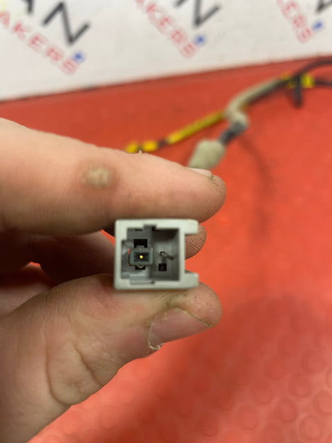 Nissan Navara ANTENNA FEED CABLES 2015-2024 P/N 28243EB410