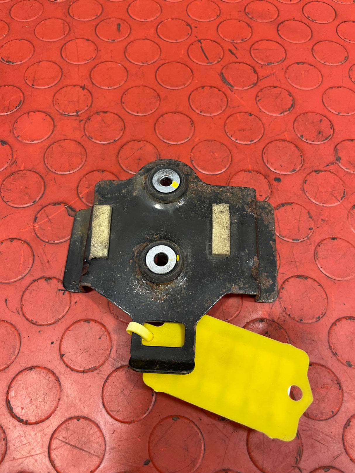 Citroen Berlingo/Peugeot Partner/Vauxhall Combo FIXING CLAMP / BATTERY CLAMP P/N 9801784680