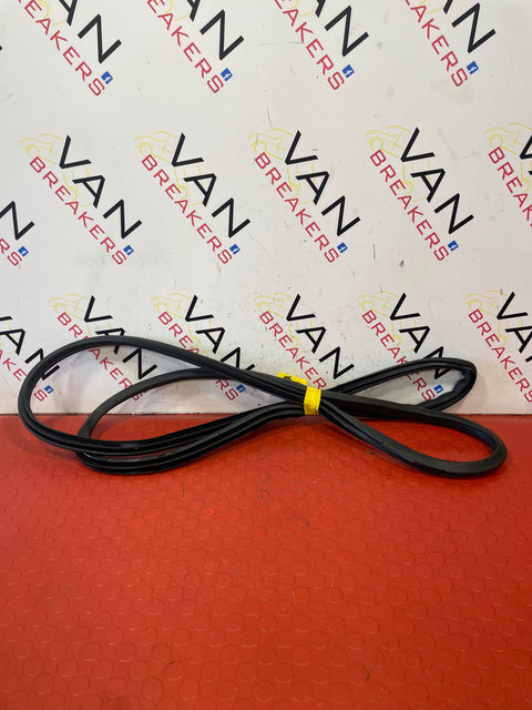 Nissan Navara P/S FRONT DOOR RUBBER SEAL 2015-2024 P/N 823314JG1B