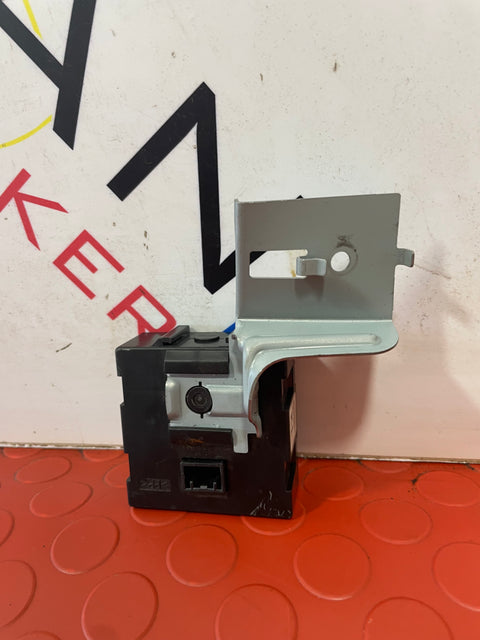 Nissan Navara RECEIVER ECU MODULE 2015-2024 P/N WC1G0063A