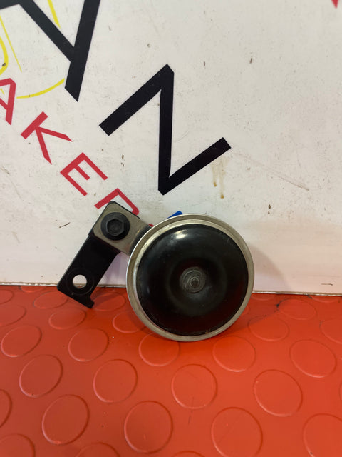 Nissan Navara HIGH HORN SIGNAL 2015-2024 P/N E13000114