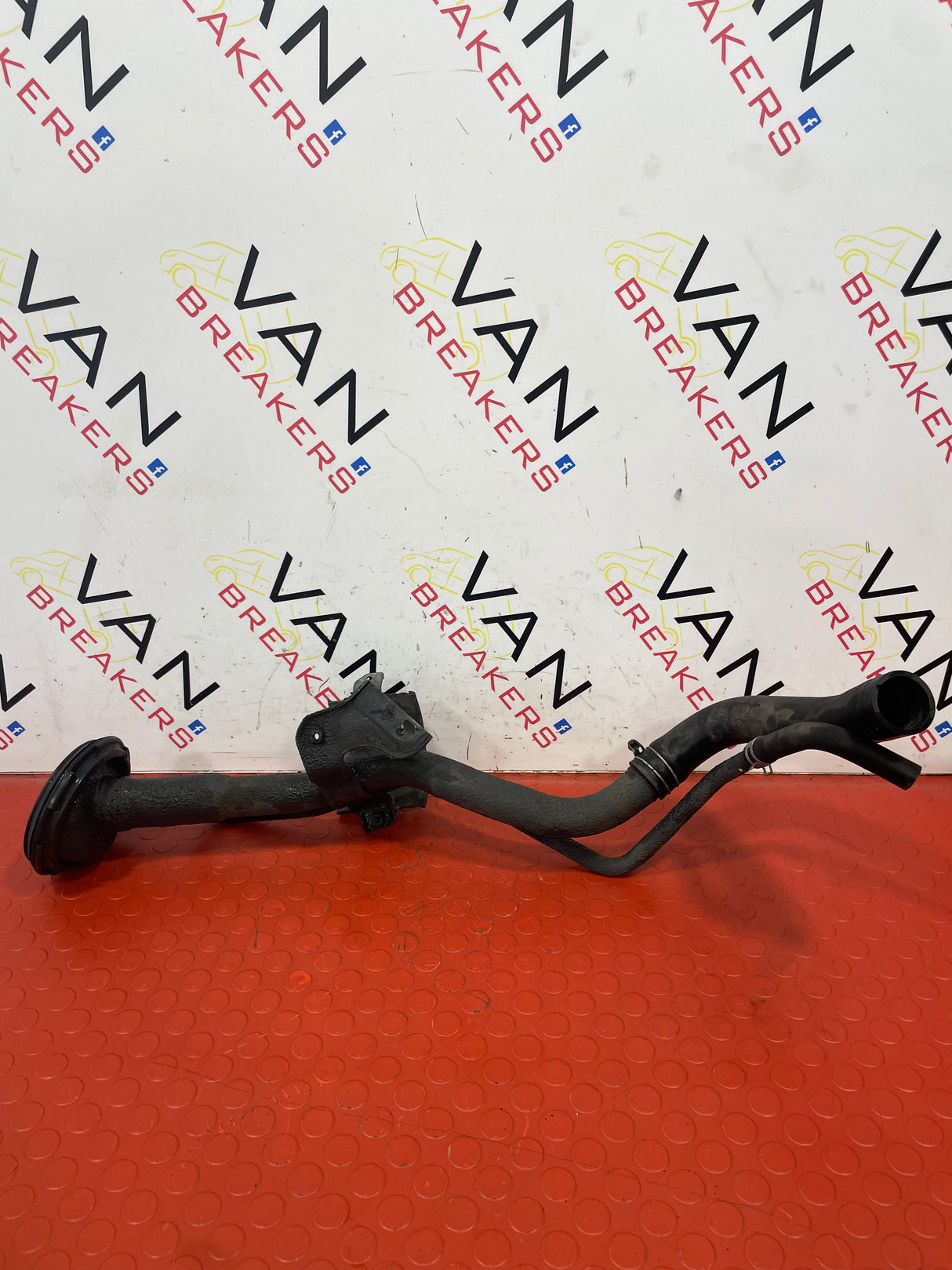 Nissan Navara FUEL TANK FILLER PIPE 2.3L 2016-2020 P/N 172214KJ1A