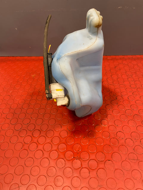 Citroen Berlingo/Peugeot Partner WINDSCREEN WASHER BOTTLE (with Pump) 2008-2018 P/N 9671567680-2