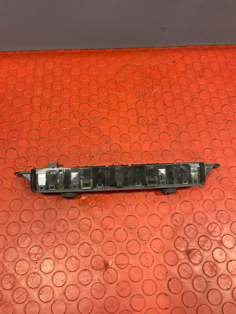 Citroen Berlingo/Peugeot Partner/Vauxhall Combo/Toyota Proace City HEATER CONTROL/AIRCONDITIONG CONTROL UNIT 2019-2024 P/N 98340416ZD - 1