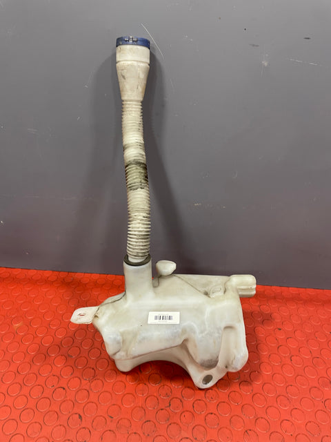 Citroen Berlingo/Peugeot Partner WASHER BOTTLE WITH FILLER NECK (NO PUMP) 2008-2018 P/N 9671568380
