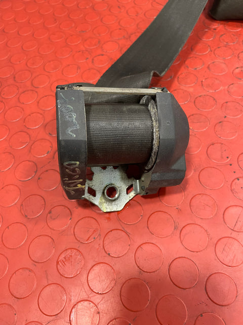 Iveco Daily Van SEAT BELT Front Right Side 2007 P/N 43594D